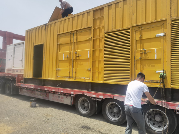 佛山除了负载情况和发动机维护，还有哪些因素会影响 200kw 柴油发电机的油耗？