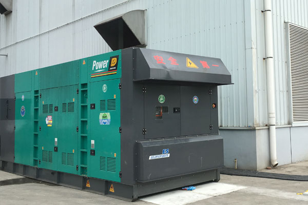 佛山燃油滤清器的更换流程是怎样的？