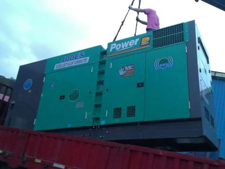 佛山柴油发电机组转速不稳定时，如何对发动机进行维护？