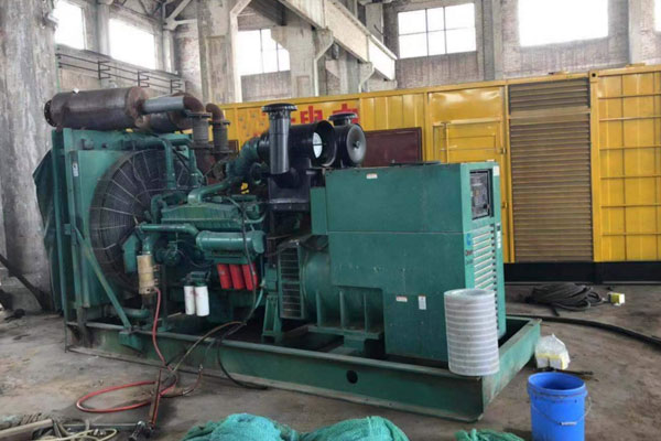 佛山发电机组的空气滤清器应该如何保养？