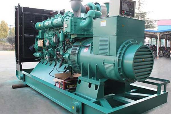 佛山工厂发电机应急发电中如何优化燃油储备管理？