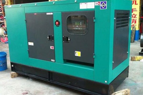 佛山如何检查机油的使用时间？