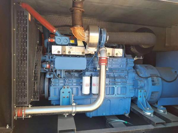 佛山燃油消耗率与进气温度的具体关系是什么？