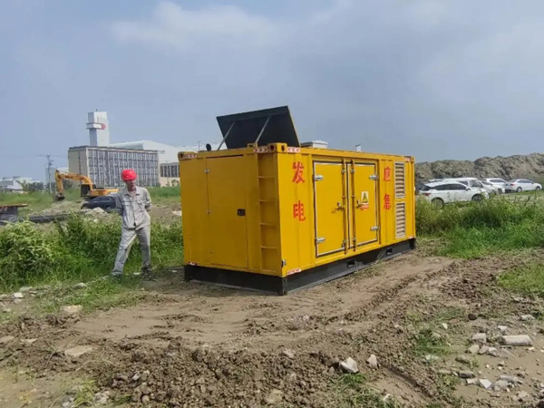 佛山冬季低温环境下，发电机组启动电瓶的容量需求是否会增加？